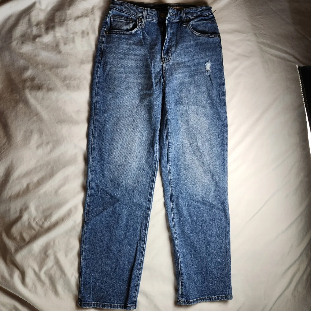 BCBGeneratiom Skatet Straight Blue Denim Jeans - Picture 3 of 7